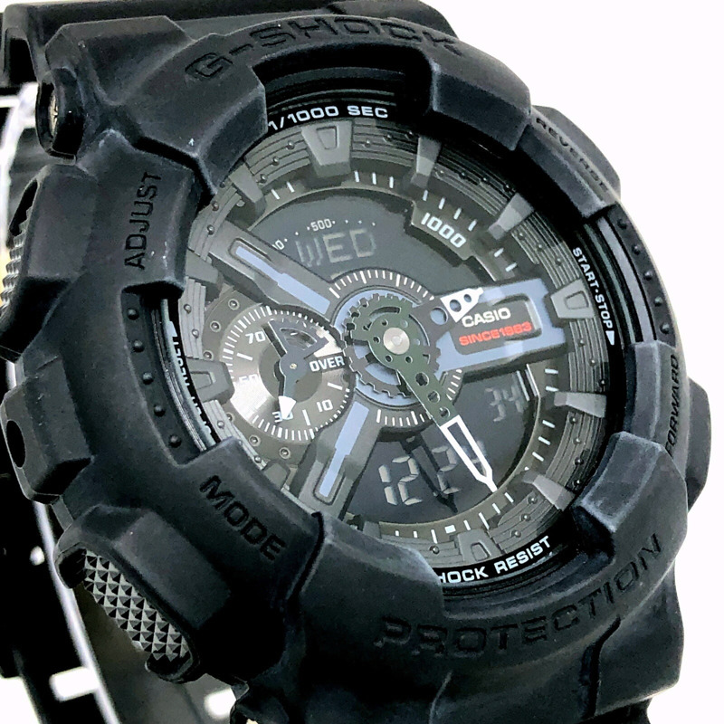 卡西歐 G-SHOCK GA-135A-1A 35週年紀念版 BIG BANG 黑色錶殼，霧面，指針/數位雙顯，2017年9月發售，Mikunigaoka 專賣店販售。-3