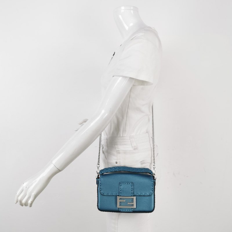 Fendi Baguette法棍包迷你牛皮純色雙F搭扣斜挎包-1