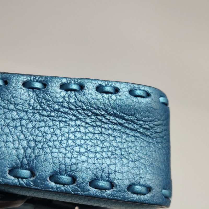 Fendi Baguette法棍包迷你牛皮純色雙F搭扣斜挎包-12