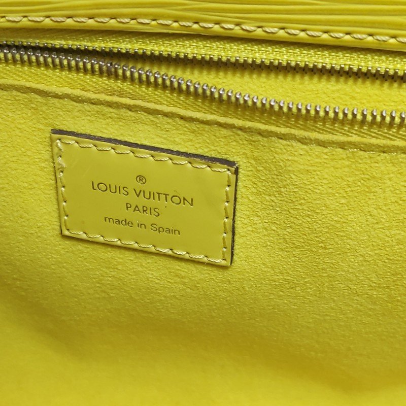 Louis Vuitton(LV)Marly牛皮純色LV標誌斜挎包單肩包-10