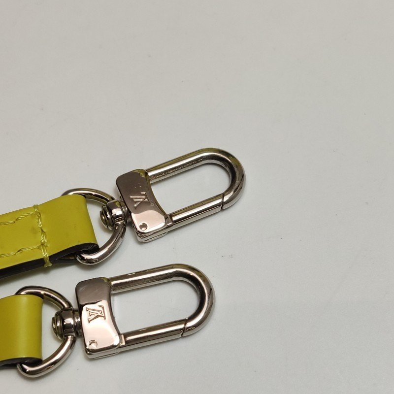 Louis Vuitton(LV)Marly牛皮純色LV標誌斜挎包單肩包-13