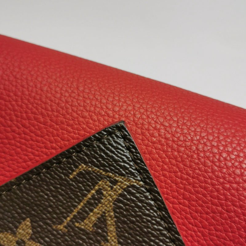 Louis Vuitton(LV)Double V牛皮拼色Monogram印花翻蓋包斜挎包單肩包-16