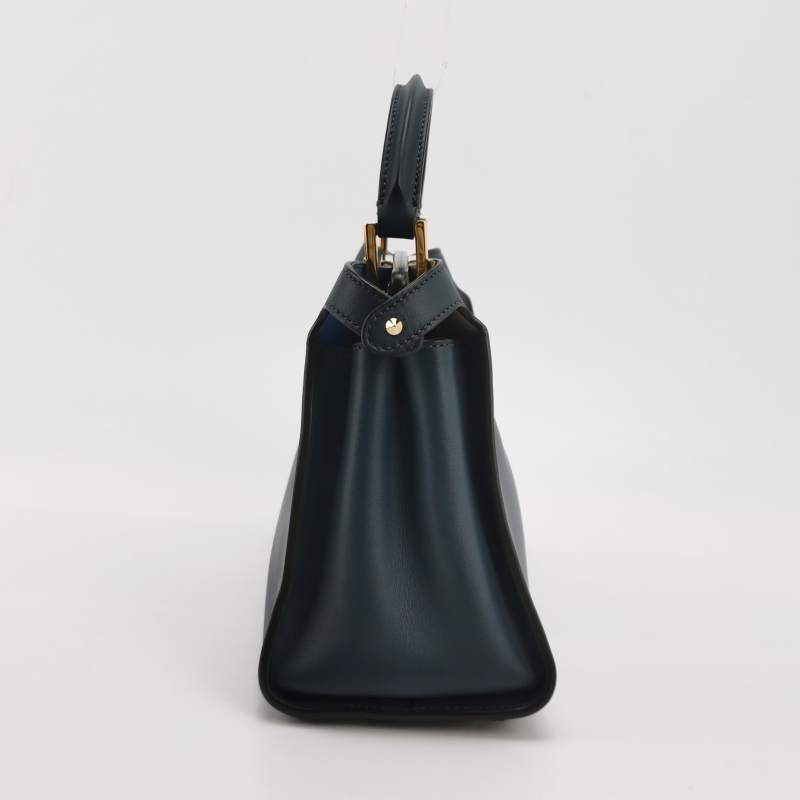 Fendi Peekaboo躲貓貓小號牛皮純色扭鎖斜挎包-3