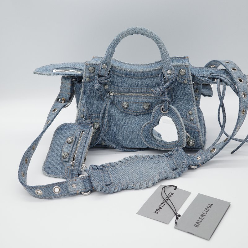 超級新【甜酷必選🌟小編推薦】Balenciaga 巴黎世家 Neo Cagole XS 丹寧藍 水鑽 單肩 手提包-8