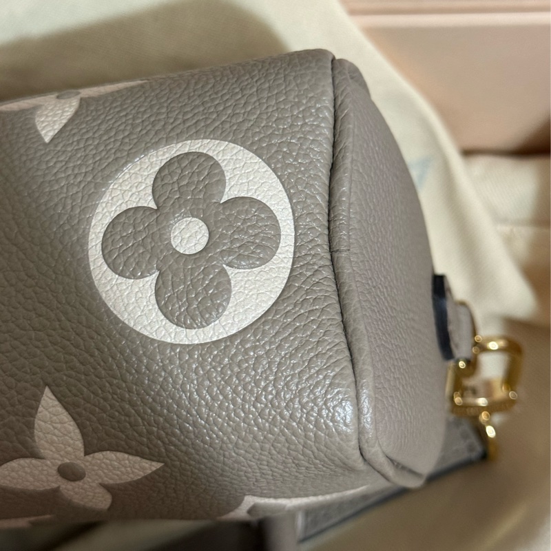 lv speedy nano 大象灰-8