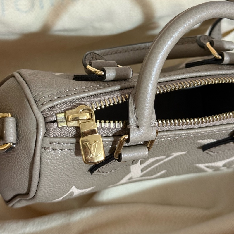 lv speedy nano 大象灰-10