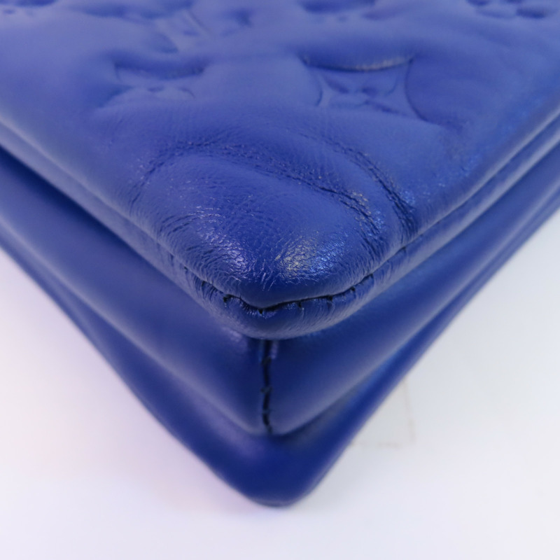 LOUIS VUITTON Monogram Embossed Coussin PM金扣手挽肩背兩用袋-5