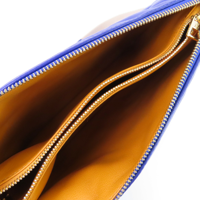 LOUIS VUITTON Monogram Embossed Coussin PM金扣手挽肩背兩用袋-12