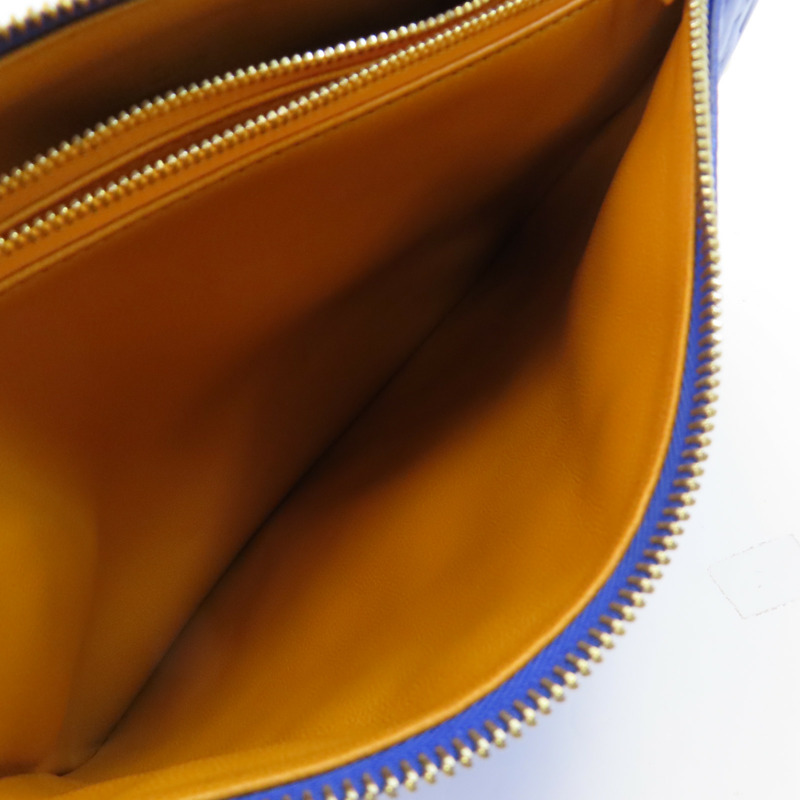 LOUIS VUITTON Monogram Embossed Coussin PM金扣手挽肩背兩用袋-15