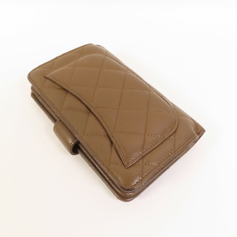 CHANEL 牛皮皮革Fold Wallet銀扣錢包-4