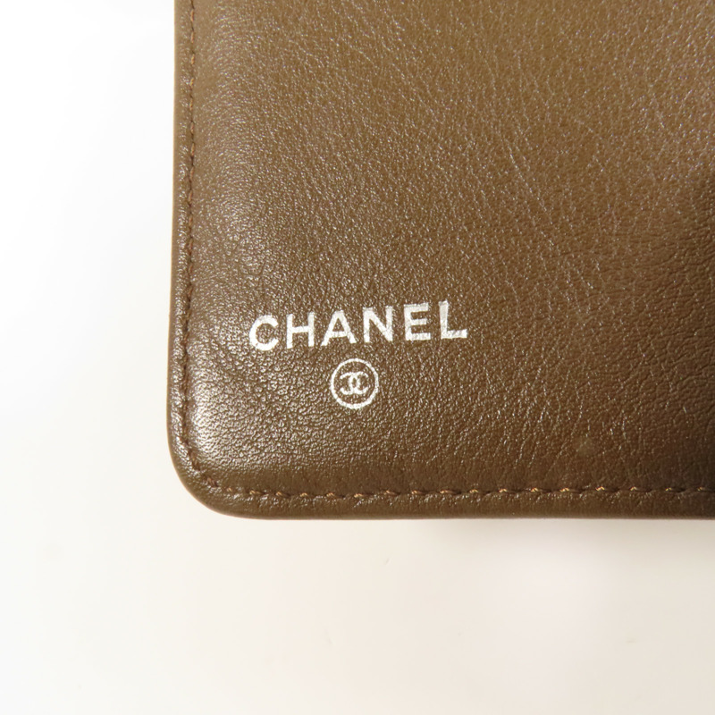 CHANEL 牛皮皮革Fold Wallet銀扣錢包-7