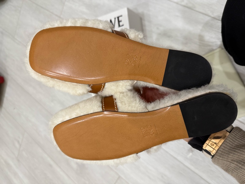 loewe羅威經典gate mule羔羊毛毛平底穆勒鞋拖鞋37毛毛鞋-2