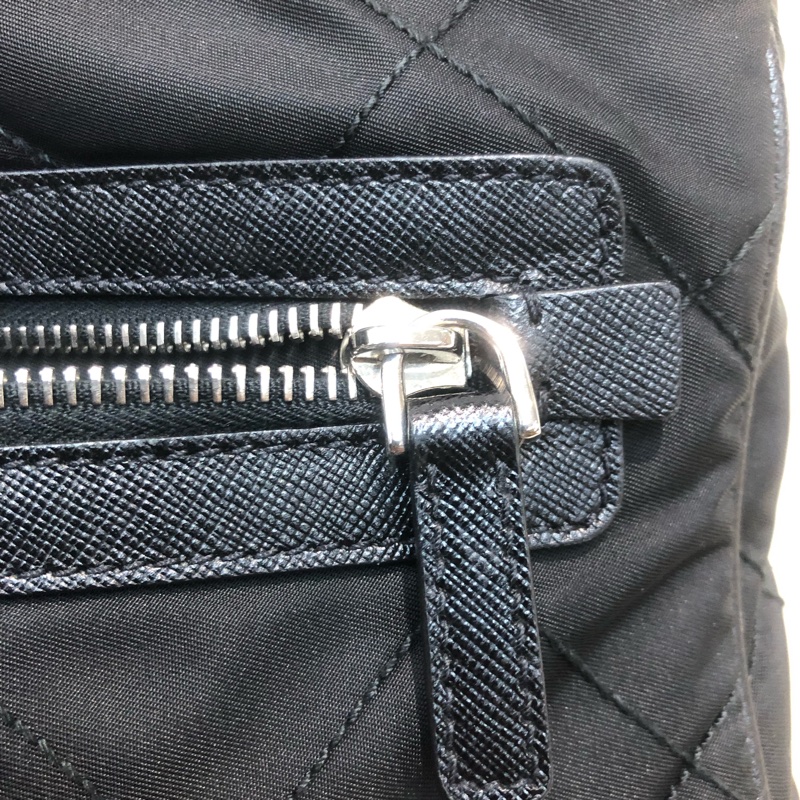 Prada 黑色斜孭袋 XC142-11