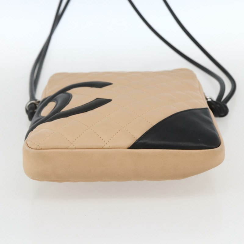 【日本直送】香奈兒 (CHANEL) 絎縫 Cambon 系列單背包，米色皮革，銀色雙C標誌，貨號 BA9277V-4