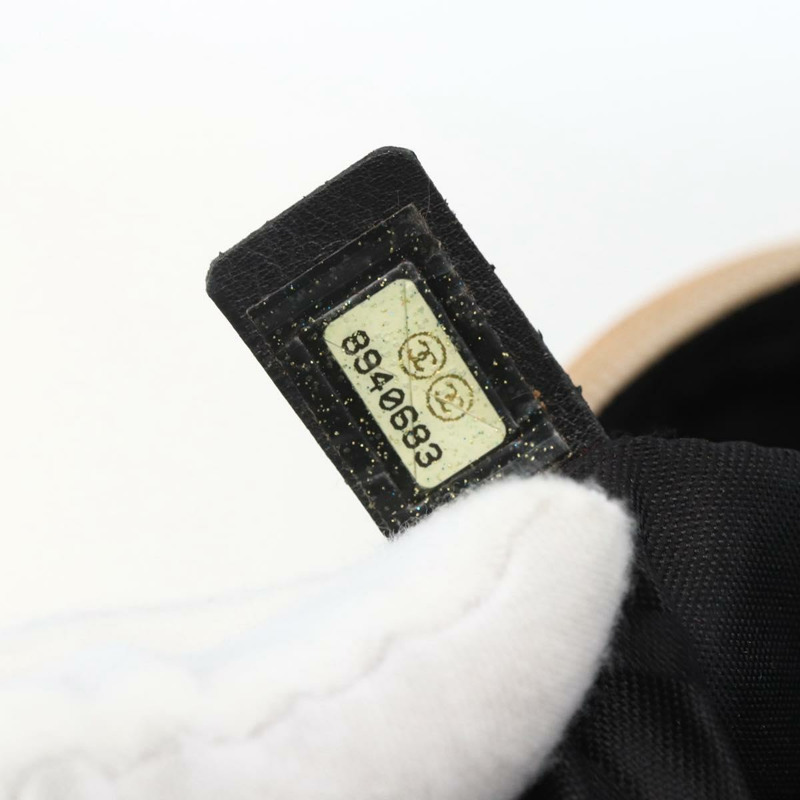 【日本直送】香奈兒 (CHANEL) 絎縫 Cambon 系列單背包，米色皮革，銀色雙C標誌，貨號 BA9277V-11