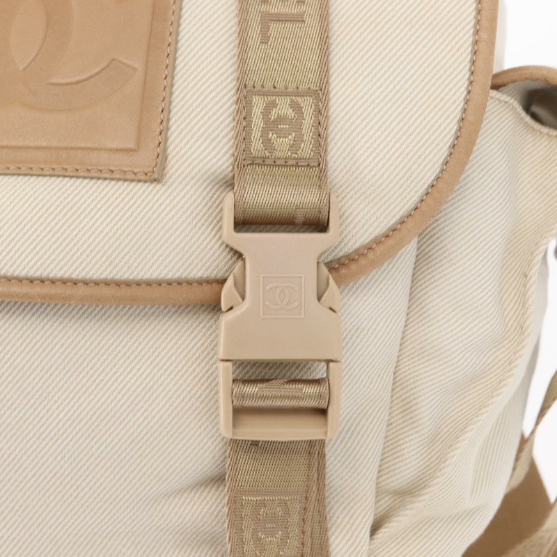 【日本直送】香奈兒帆布運動雙肩包 米色 金色 CC 認證 hk3321V-20