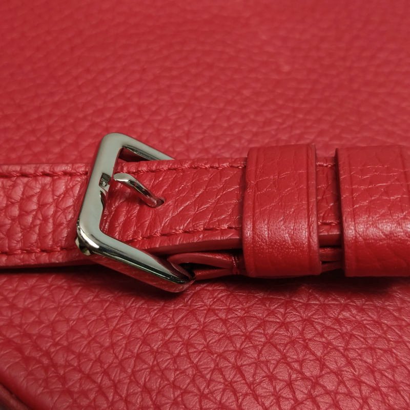 Louis Vuitton(LV)CapucinesBB牛皮純色金屬LV搭扣單肩包-15