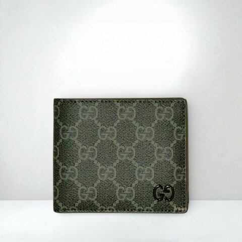 GUCCI皮夾  新款森林綠GG Monogram 綠釦8卡對開短夾 768243