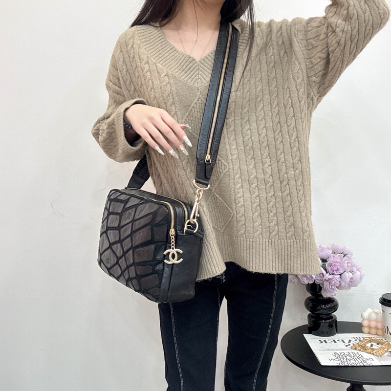 Chanel 絨毛皮革拼色相機包 vintage 中古 二手 特價-3