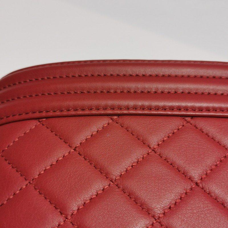 Chanel Leboy季節限定款中號牛皮菱格絎縫方形雙C鎖扣斜挎包單肩包-18