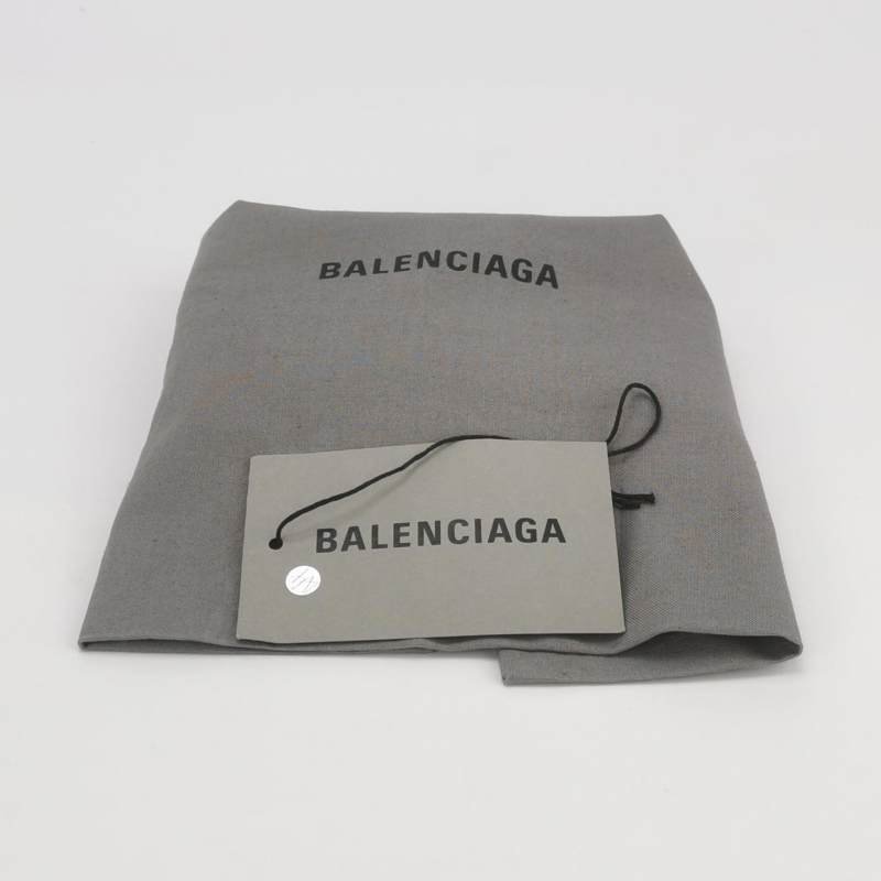 Balenciaga Everyday牛皮純色Balenciaga品牌標識斜挎包-8