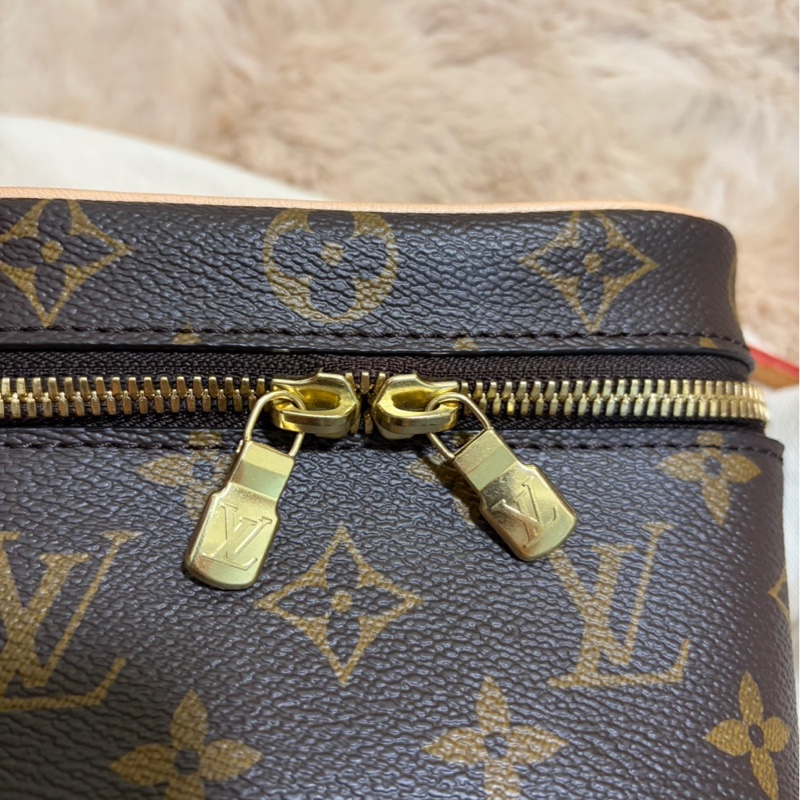 LV迷你手提化妝包-2