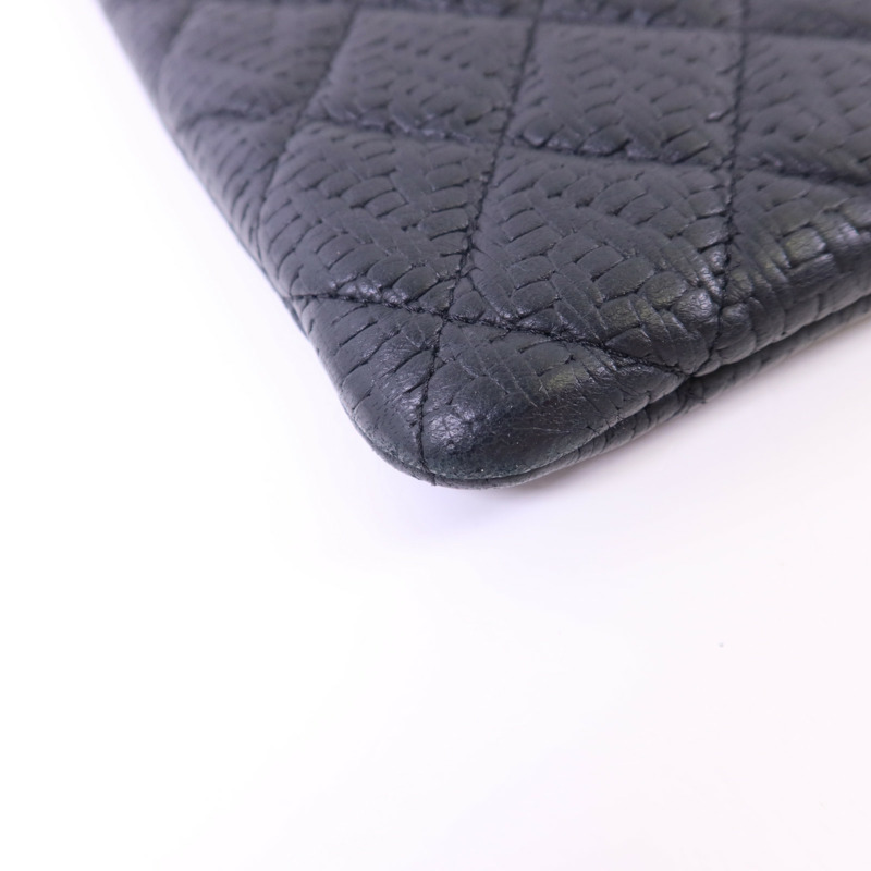 CHANEL 羊皮皮革Pouch銀扣手拿包-12