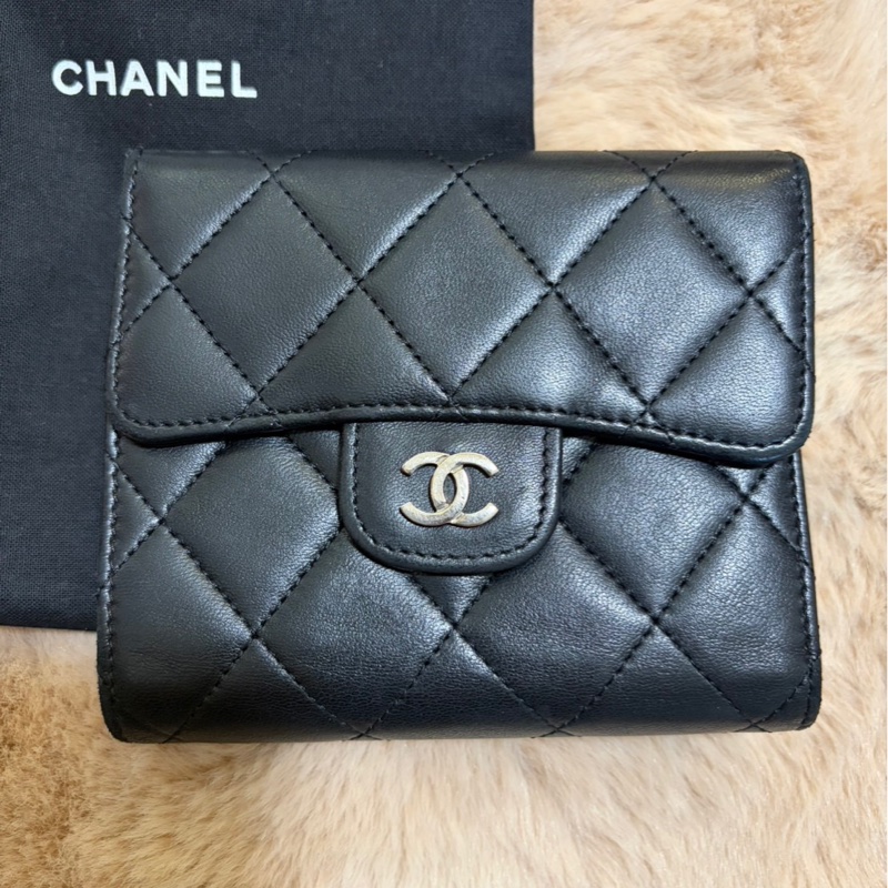 CHANEL二折短夾-6