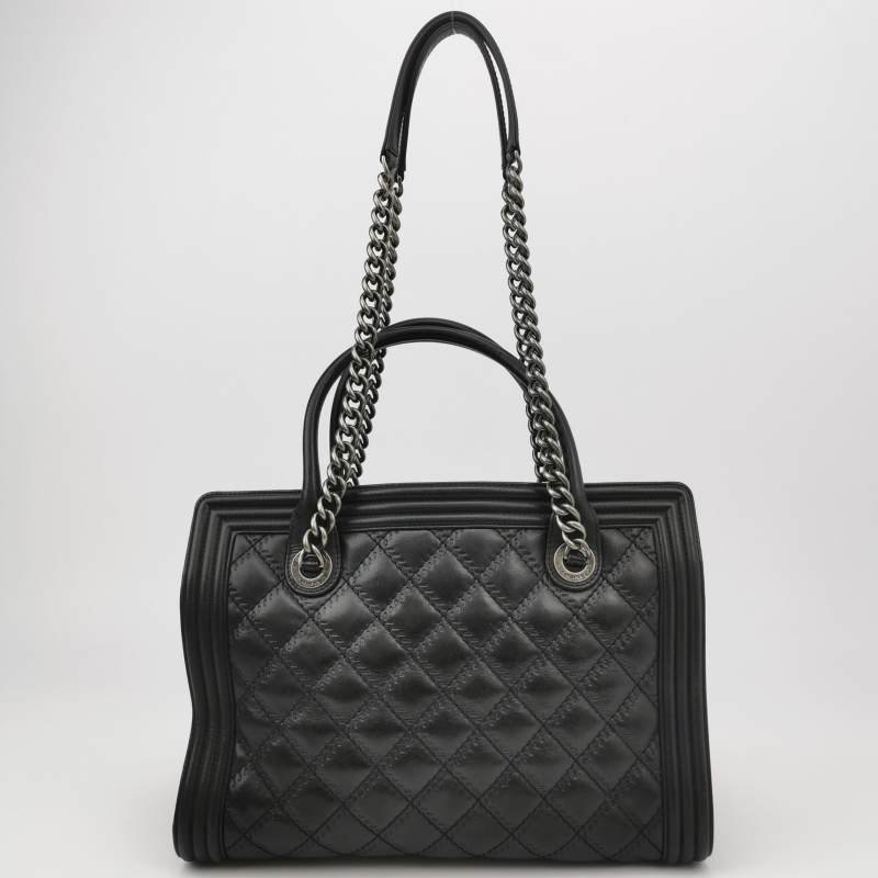 Chanel Boy Bag油蠟皮純色菱格絎縫方形雙C鎖扣單肩包-4