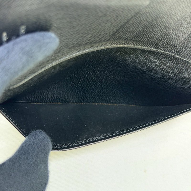 LV Brazza Taiga對開長夾-6