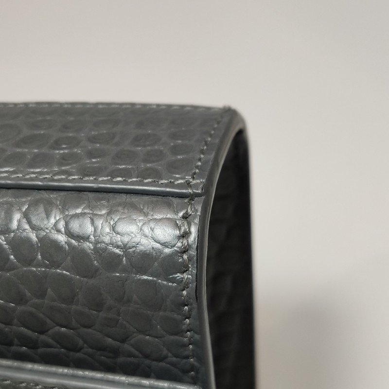 Saint Laurent Kate凱特包中號牛皮純色鱷魚紋流蘇YSL標誌單肩包-14