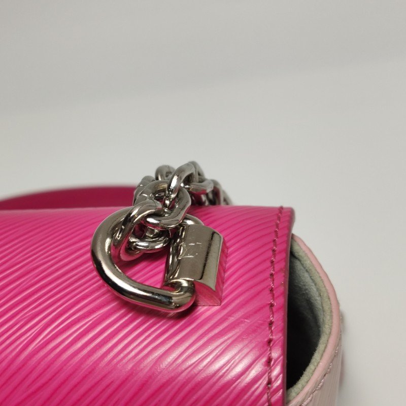 Louis Vuitton(LV)Twist中號牛皮拼色LV旋轉鎖扣單肩包-12