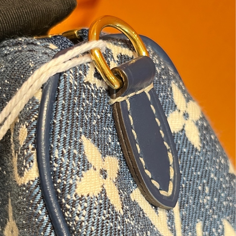 LV單寧丹寧牛仔speedynano spnano枕頭包-18