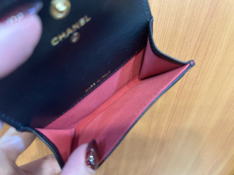 Chanel 黑羊皮金釦19下蓋零錢卡包AP1790-6