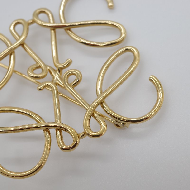 Loewe 羅威 經典Logo 金色 鍍金黃銅 胸針 Anagram 別針-4