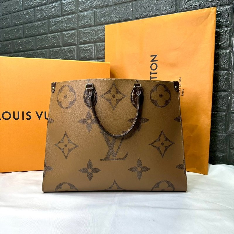 LV OnTheGo GM大款托特包-1