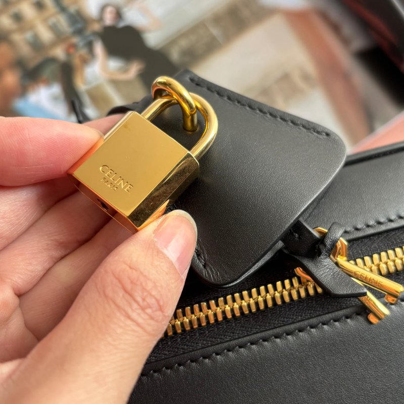 ::CELINE:: Calfskin Shoulder Bag, Crossbody Bag 黑色滑面皮革箱型化妝包 盒子包 手提包 斜背包-20