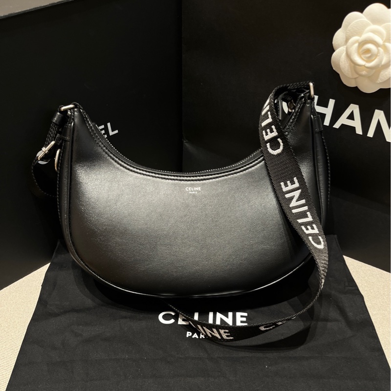 Celine 黑色AVA月亮豌豆腋下包 2021年 尺寸約26*18*6 附件:防塵袋-0