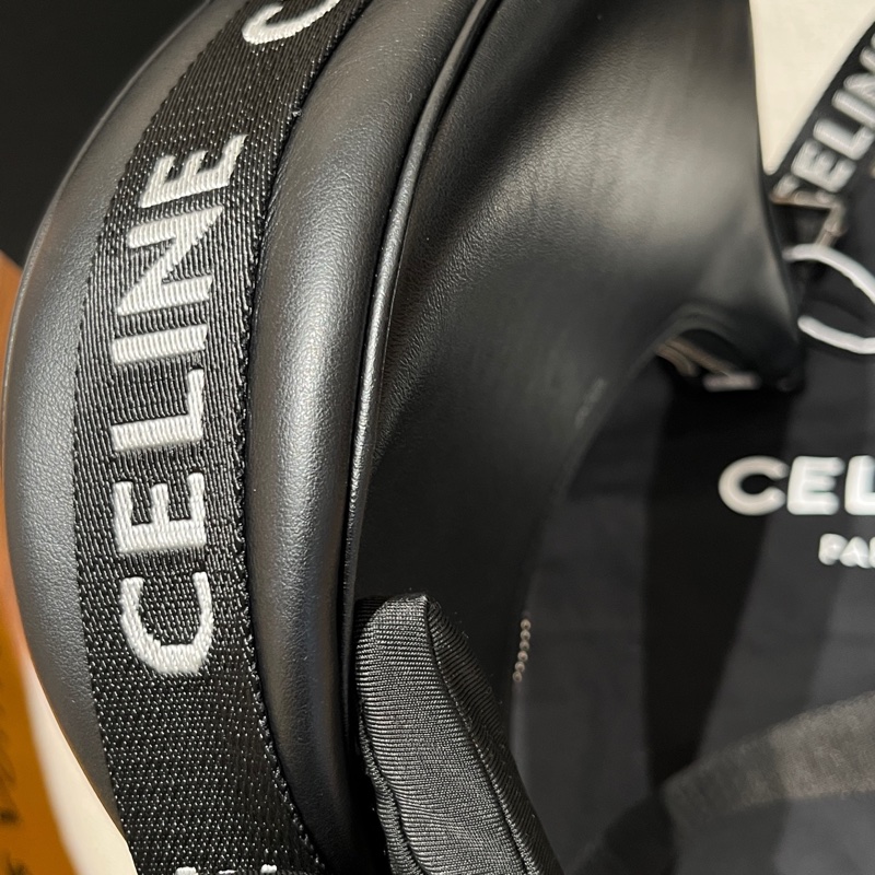 Celine 黑色AVA月亮豌豆腋下包 2021年 尺寸約26*18*6 附件:防塵袋-17