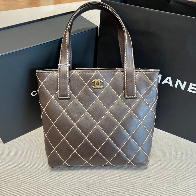 Chanel香奈兒 中古棕色外縫線薇薇安手提包  尺寸約24*23*8-1
