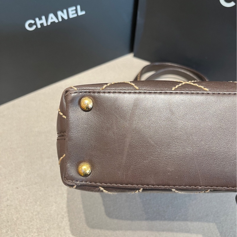 Chanel香奈兒 中古棕色外縫線薇薇安手提包  尺寸約24*23*8-4