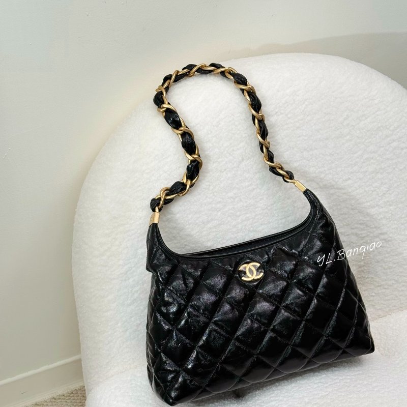 Chanel 黑油臘羊皮粗鍊肩背Hobo包AS4912-0