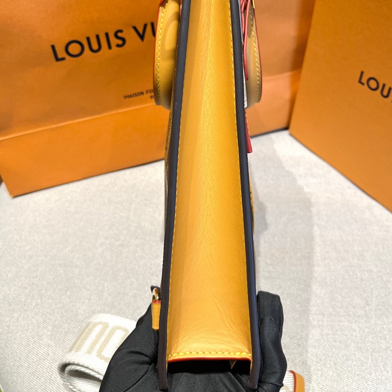 LV x NIGO聯名款sac plat中號琴譜包 芯片款 尺寸約26*6.5*28-2