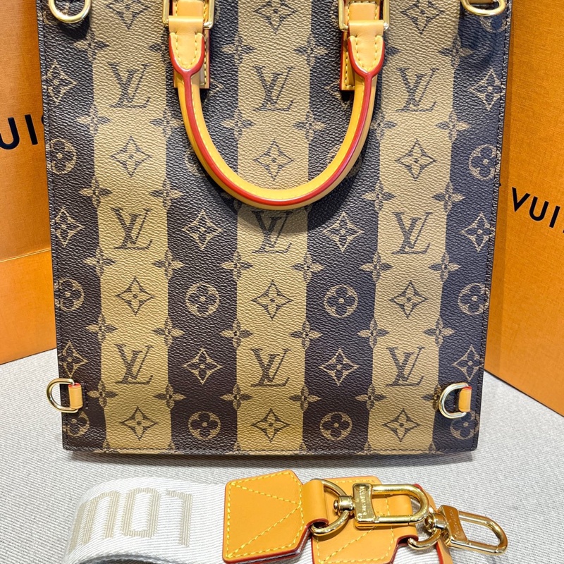 LV x NIGO聯名款sac plat中號琴譜包 芯片款 尺寸約26*6.5*28-8