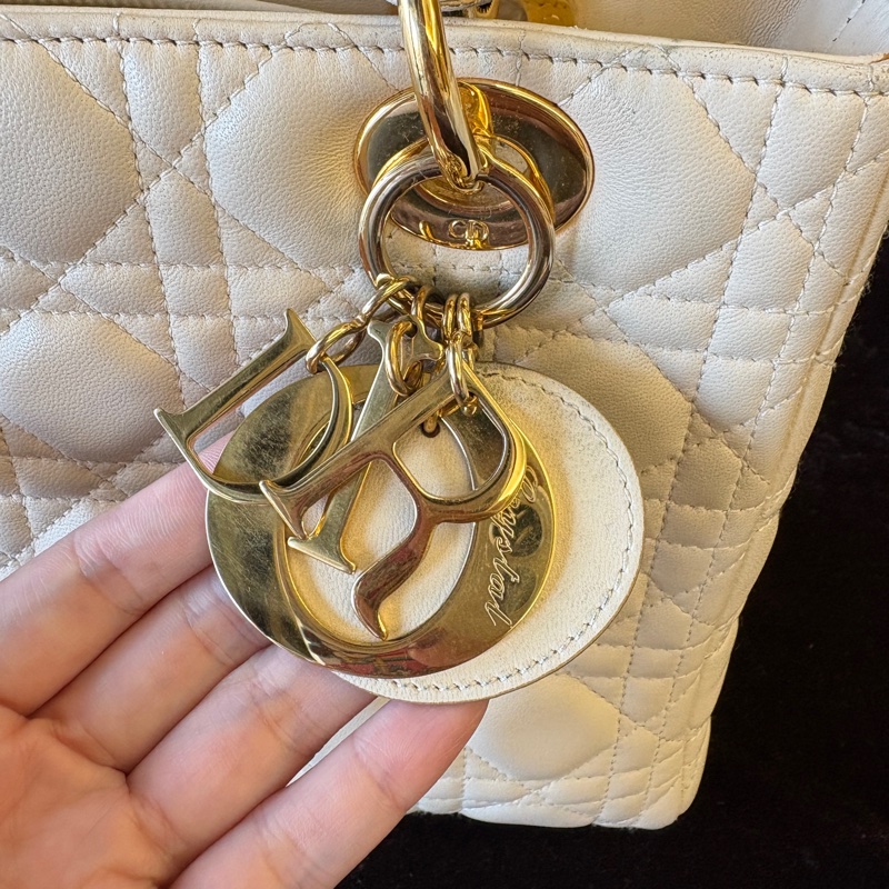 lady Dior 白色黛妃 附背帶-23
