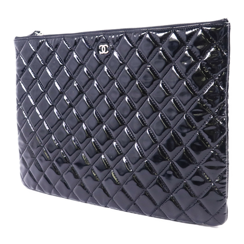 CHANEL 漆皮皮革Pouch銀扣手拿包-2