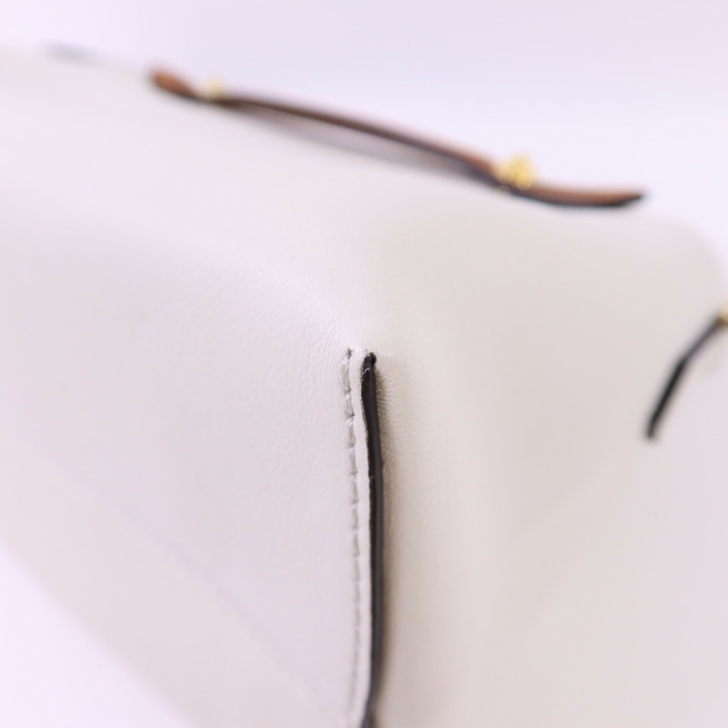 FENDI 牛皮皮革By The Way金扣手挽肩背兩用袋-13