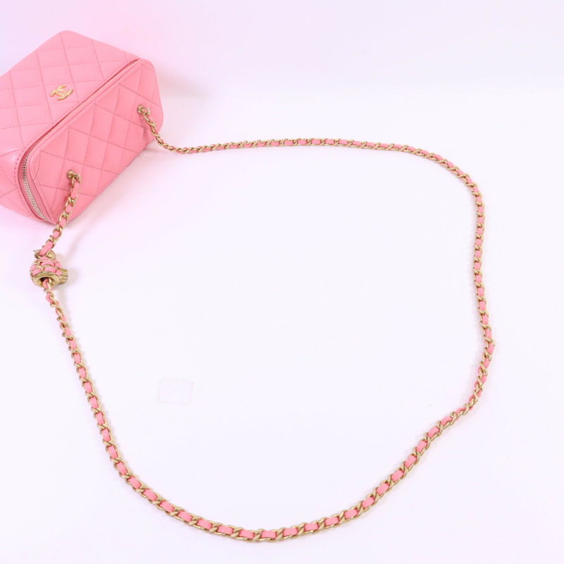 CHANEL 牛皮皮革Vanity Case金扣鏈帶肩背袋-4