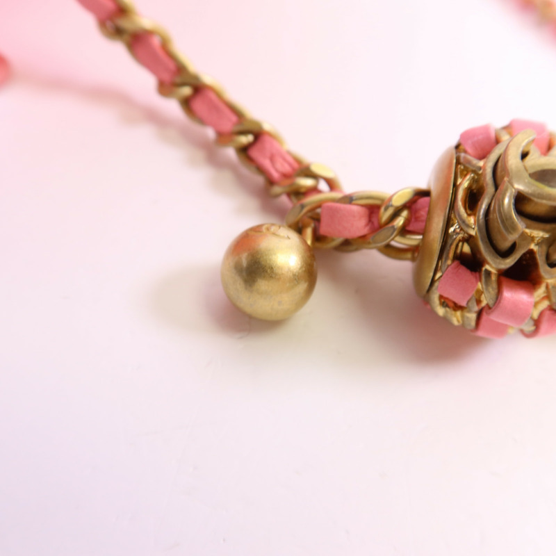 CHANEL 牛皮皮革Vanity Case金扣鏈帶肩背袋-15