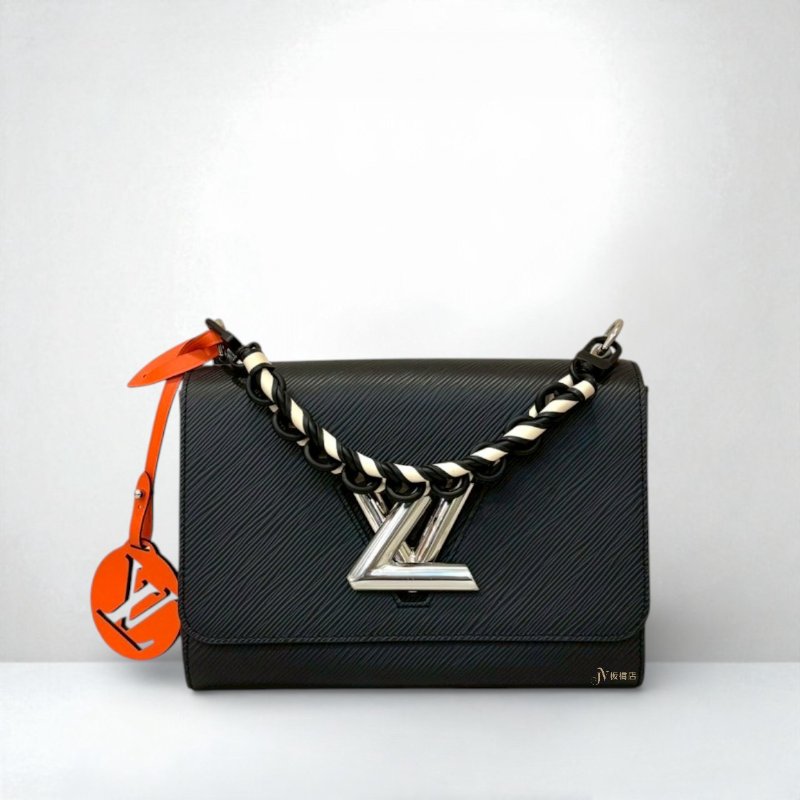 LV包包 黑色Epi轉銜扣下蓋練包M53921-1